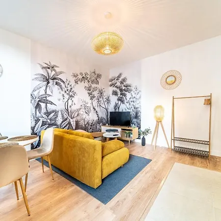 Le Marietton Cosy A Deux Pas Du Metro Valmy Apartment